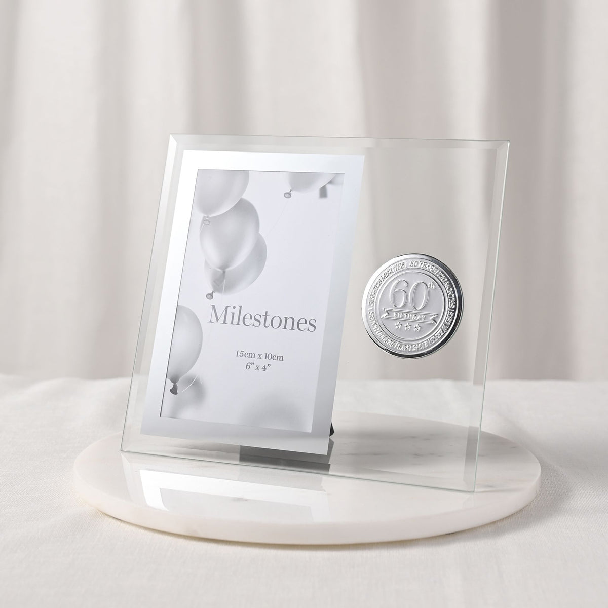 Ramă foto aniversară 60 ani din sticlă, 10x15 cm - Cadou pentru 60 de ani - MS17760